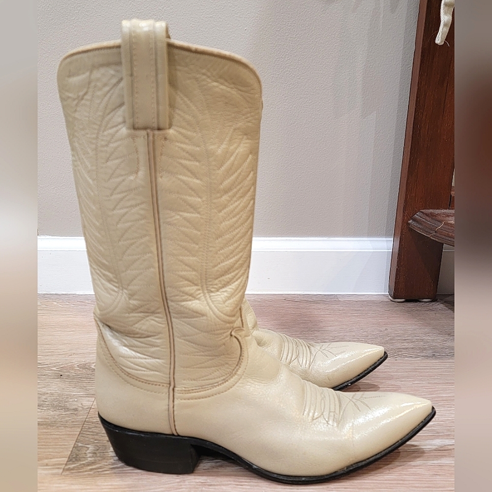 TONY LAMA Cowgirl boots size 6